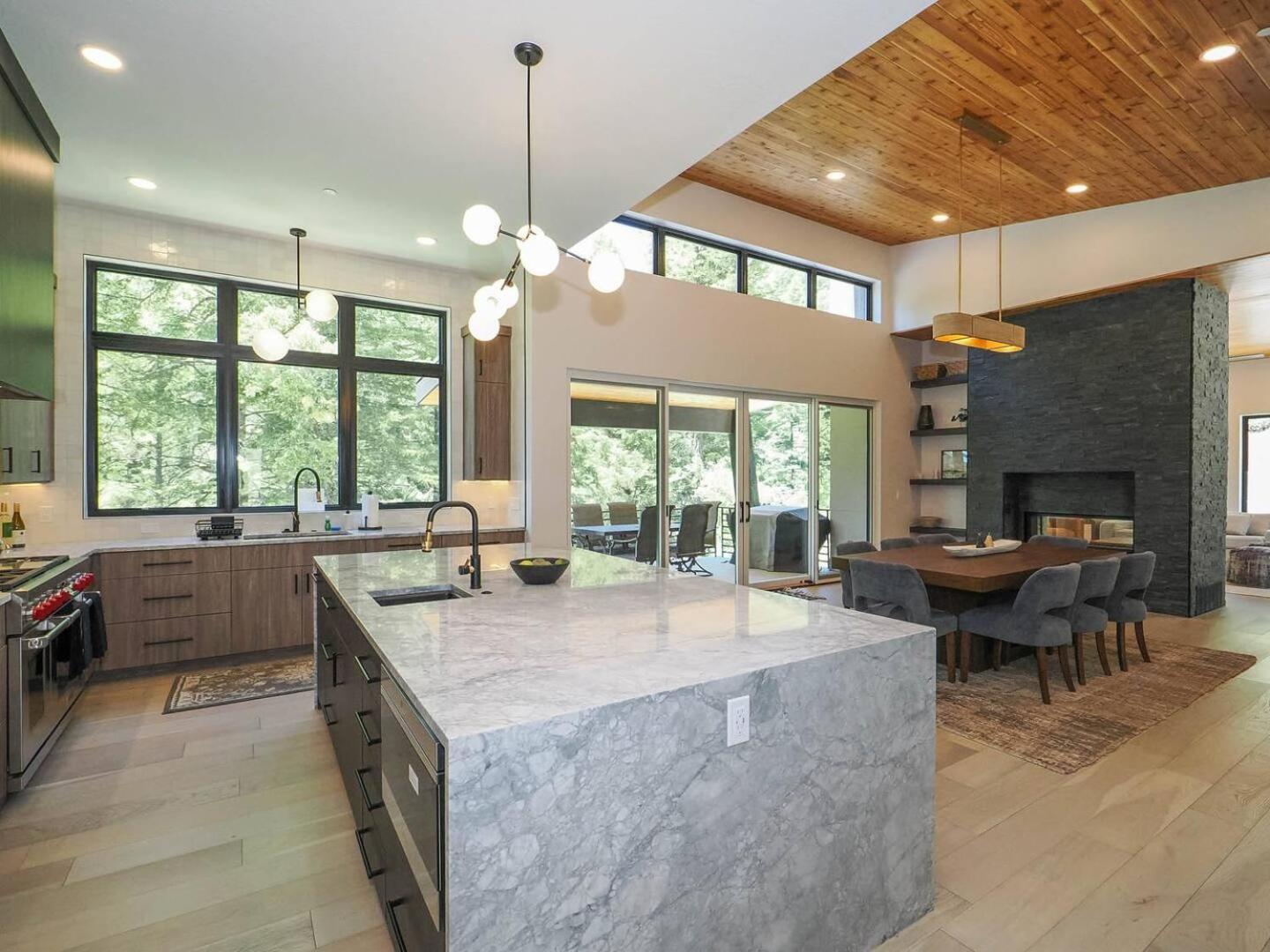 Luxury 4Br Mountain Retreat Near Sundance Resort Екстер'єр фото